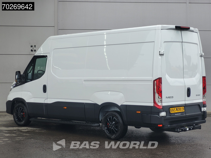 Iveco Daily 35S21 3.0L Automaat Black Edition 2025 model L2H2 Trekhaak Tacho ACC LED CarPlay Velgen Camera 12m3 Airco Trekhaak - فان: صورة 2 Iveco Daily 35S21 3.0L Automaat Black Edition 2025 model L2H2 Trekhaak Tacho ACC LED CarPlay Velgen Camera 12m3 Airco Trekhaak - فان: صورة 2