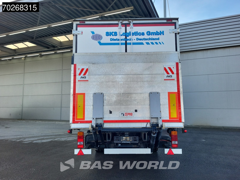Iveco Daily 40C15 3.0 150pk BE Combi 2420kg laadvermogen Bakwagen Koelwagen Koeler Koel Laadklep Trekker 24m3 Cruise control - مقطورة السحب: صورة 3 Iveco Daily 40C15 3.0 150pk BE Combi 2420kg laadvermogen Bakwagen Koelwagen Koeler Koel Laadklep Trekker 24m3 Cruise control - مقطورة السحب: صورة 3
