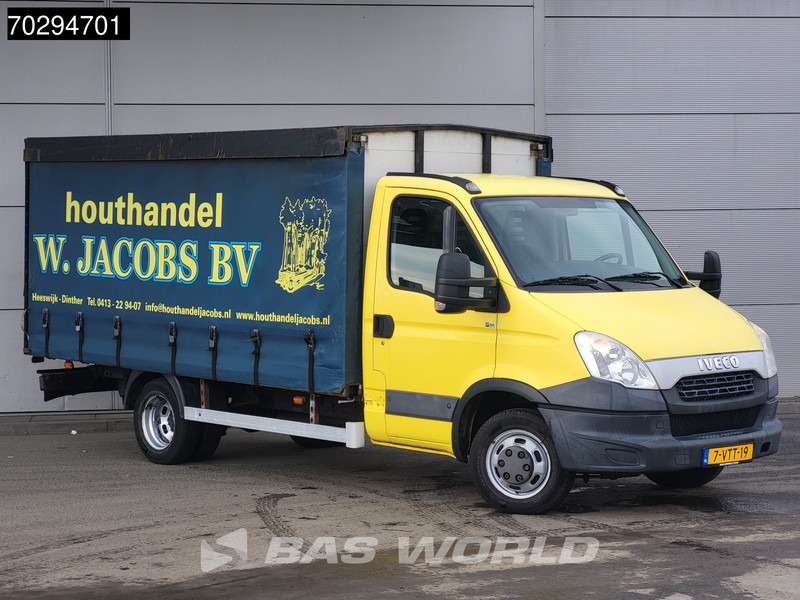 Iveco Daily 50C15 3.0L Schuifzeilen Dubbellucht 150PK Airco Cruise APK 05-2026 Zeilen Zeilenwagen Bakwagen Airco Cruise control - شاحنة مغلقة بستائر جانبية: صورة 3 Iveco Daily 50C15 3.0L Schuifzeilen Dubbellucht 150PK Airco Cruise APK 05-2026 Zeilen Zeilenwagen Bakwagen Airco Cruise control - شاحنة مغلقة بستائر جانبية: صورة 3