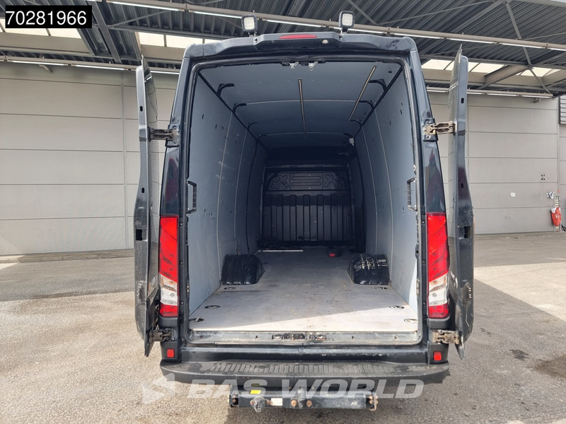 Iveco Daily 50C18 3.0L Automaat L4H2 Luchtvering Dubbellucht 3,5t Trekhaak Airco Cruise Camera Euro6 L4 16m3 Airco Trekhaak Cruise control - فان: صورة 3 Iveco Daily 50C18 3.0L Automaat L4H2 Luchtvering Dubbellucht 3,5t Trekhaak Airco Cruise Camera Euro6 L4 16m3 Airco Trekhaak Cruise control - فان: صورة 3
