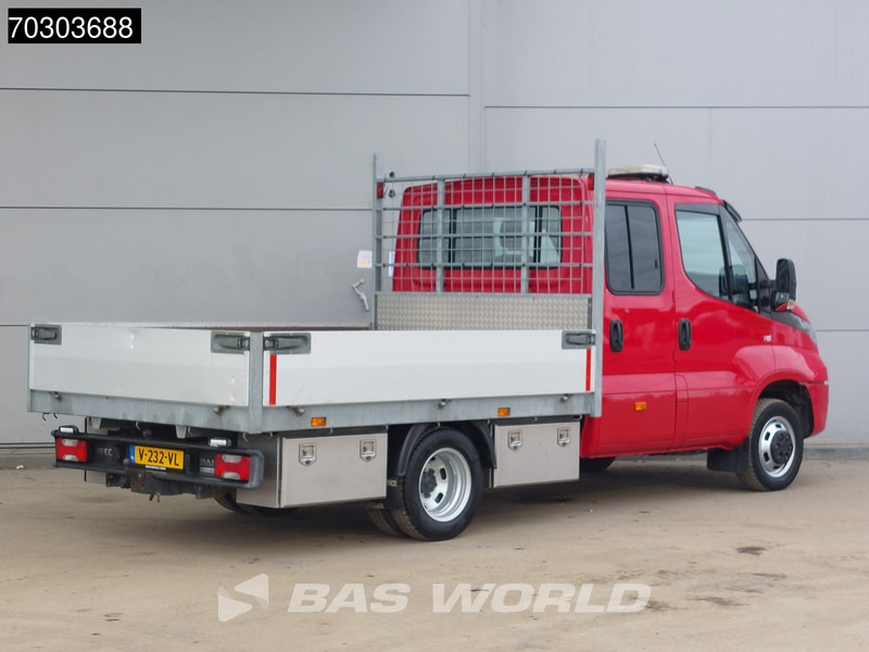 Iveco Daily 50C18 3.0L Automaat Open Laadbak Dubbellucht 3,5t Trekhaak Navi Airco Cruise Camera APK 07-2026 Euro6 Pritsche Pickup Open Box A - شاحنة توصيل مفتوحة: صورة 5 Iveco Daily 50C18 3.0L Automaat Open Laadbak Dubbellucht 3,5t Trekhaak Navi Airco Cruise Camera APK 07-2026 Euro6 Pritsche Pickup Open Box A - شاحنة توصيل مفتوحة: صورة 5