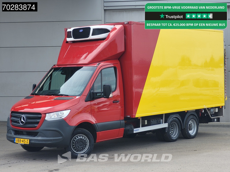 Mercedes-Benz BE-Oplegger BE Combi Bi-Temp 3500KG+ Koel Vries Automaat Luchtvering Carrier Pulsor 600MT D'Hollandia 1000KG Laadklep Airco MBUX Euro6 Koel - شاحنة توصيل مغلقة: صورة 1 Mercedes-Benz BE-Oplegger BE Combi Bi-Temp 3500KG+ Koel Vries Automaat Luchtvering Carrier Pulsor 600MT D'Hollandia 1000KG Laadklep Airco MBUX Euro6 Koel - شاحنة توصيل مغلقة: صورة 1