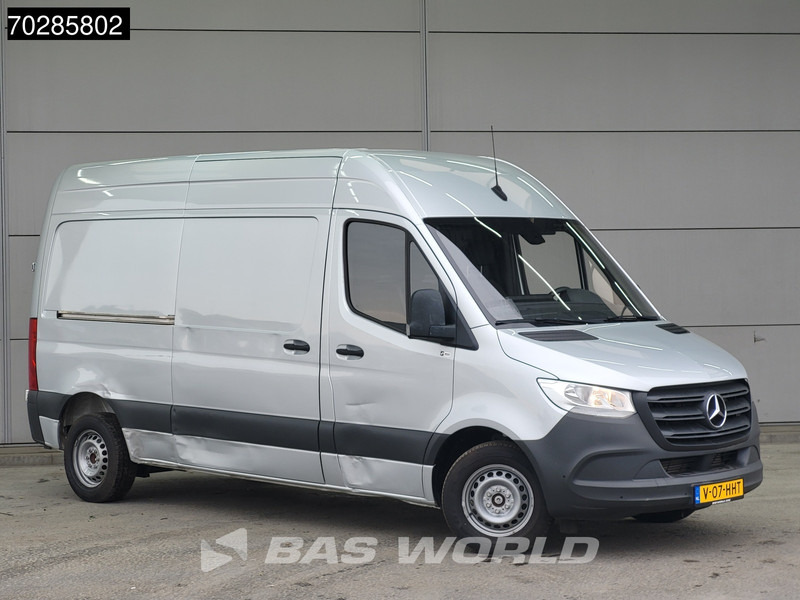 Mercedes-Benz Sprinter 214 CDI Automaat L2H2 Airco Cruise Camera Parkeersensoren MBUX Euro6 L2 12m3 Airco Cruise control - فان المدمجة: صورة 2 Mercedes-Benz Sprinter 214 CDI Automaat L2H2 Airco Cruise Camera Parkeersensoren MBUX Euro6 L2 12m3 Airco Cruise control - فان المدمجة: صورة 2