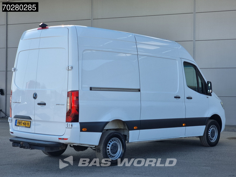 Mercedes-Benz Sprinter 315 CDI Automaat L2H2 LED Trekhaak Navi Airco Cruise Camera MBUX L2 10m3 Airco Trekhaak Cruise control - فان: صورة 5 Mercedes-Benz Sprinter 315 CDI Automaat L2H2 LED Trekhaak Navi Airco Cruise Camera MBUX L2 10m3 Airco Trekhaak Cruise control - فان: صورة 5