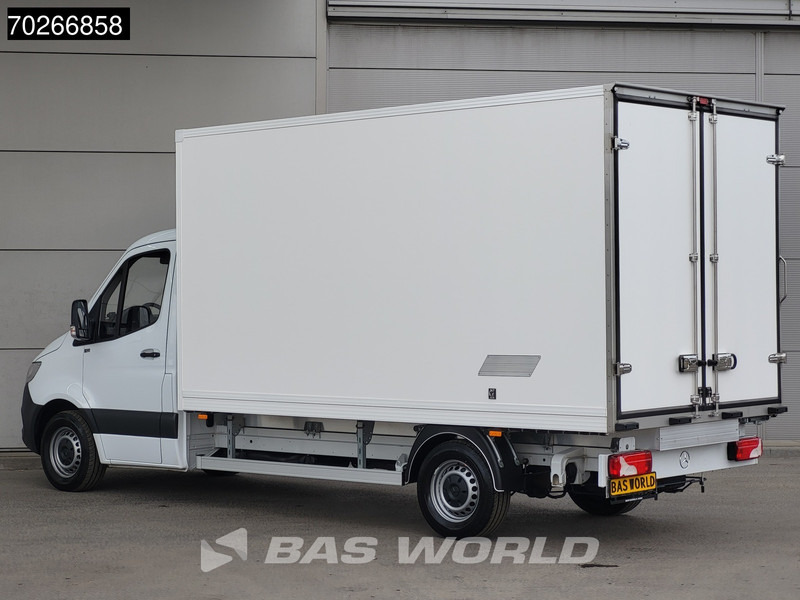 Mercedes-Benz Sprinter 315 CDI Koelwagen Achterdeuren Thermo King C-250 Airco MBUX Koel Koeler Kühl Kühler Kühlwagen Kühlkoffer 17m3 Airco - شاحنة توصيل مبردة: صورة 2 Mercedes-Benz Sprinter 315 CDI Koelwagen Achterdeuren Thermo King C-250 Airco MBUX Koel Koeler Kühl Kühler Kühlwagen Kühlkoffer 17m3 Airco - شاحنة توصيل مبردة: صورة 2