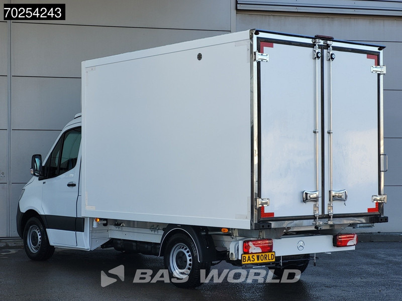 Mercedes-Benz Sprinter 315 CDI Koelwagen Thermo King V-300max 230V stekker Bakwagen Koel Kühlwagen 13m3 Airco Cruise control - شاحنة توصيل مبردة: صورة 2 Mercedes-Benz Sprinter 315 CDI Koelwagen Thermo King V-300max 230V stekker Bakwagen Koel Kühlwagen 13m3 Airco Cruise control - شاحنة توصيل مبردة: صورة 2