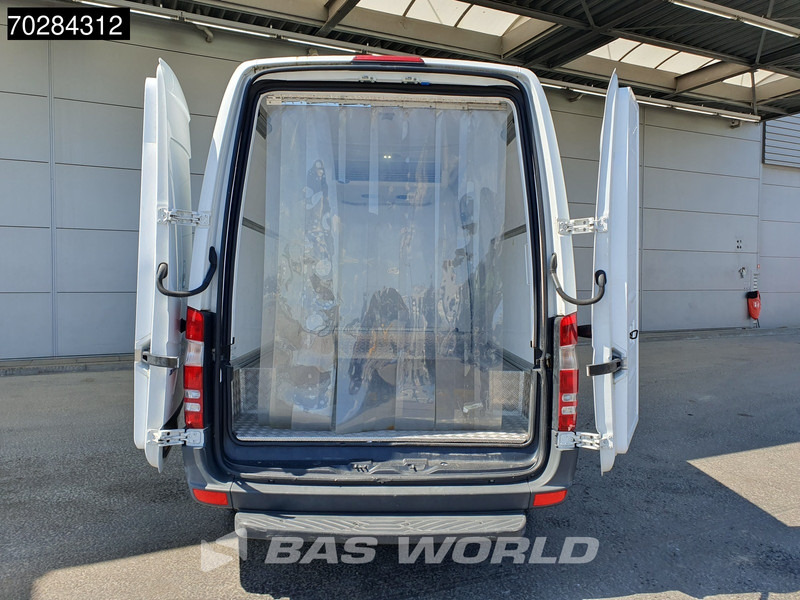 Mercedes-Benz Sprinter 316 CDI Koelwagen Vriezer Carrier Xarios 350 Navi Airco Cruise Euro6 Koel Koeler Kühl Kühler Kühlwagen Vries Frigo 9m3 Airco Cru - شاحنة توصيل مبردة: صورة 3 Mercedes-Benz Sprinter 316 CDI Koelwagen Vriezer Carrier Xarios 350 Navi Airco Cruise Euro6 Koel Koeler Kühl Kühler Kühlwagen Vries Frigo 9m3 Airco Cru - شاحنة توصيل مبردة: صورة 3