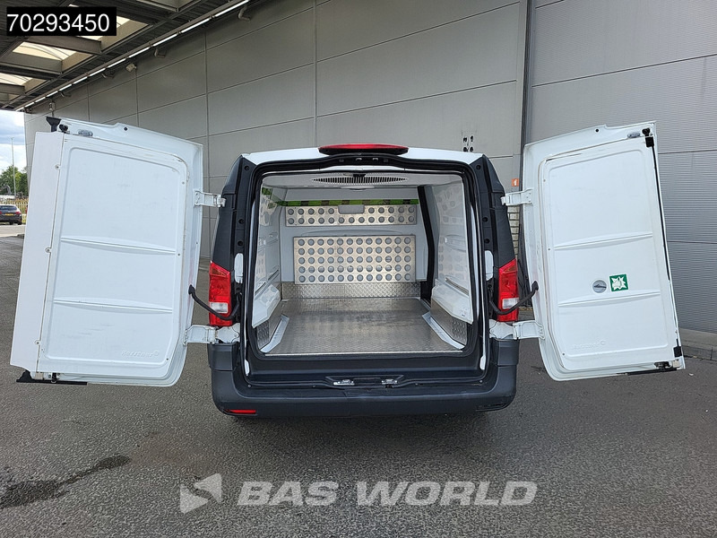 Mercedes-Benz eVito Elektrisch Koelwagen L2H1 41kWh WLTP 105km Automaat Kerstner Airco L2 Koel Koeler Kühl Kühler Kühlwagen 3m3 Airco - شاحنة توصيل مبردة, فان كهربائية: صورة 3 Mercedes-Benz eVito Elektrisch Koelwagen L2H1 41kWh WLTP 105km Automaat Kerstner Airco L2 Koel Koeler Kühl Kühler Kühlwagen 3m3 Airco - شاحنة توصيل مبردة, فان كهربائية: صورة 3