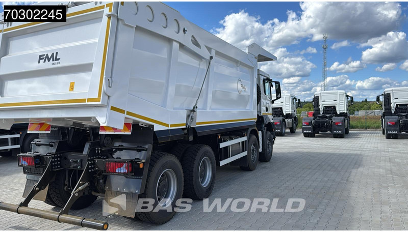 MAN TGS 41.400 8X4 23m3 Wielton Mining tipper Manual Steel suspension EURO 2 - شاحنة قلاب: صورة 2 MAN TGS 41.400 8X4 23m3 Wielton Mining tipper Manual Steel suspension EURO 2 - شاحنة قلاب: صورة 2