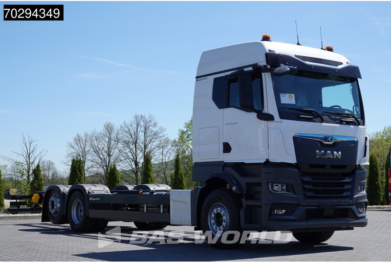 MAN TGX 26.520 TGX 6X2 Lift-Steering Axle Euro 6 - شاحنة بهيكل معدني للمقصورة: صورة 3 MAN TGX 26.520 TGX 6X2 Lift-Steering Axle Euro 6 - شاحنة بهيكل معدني للمقصورة: صورة 3