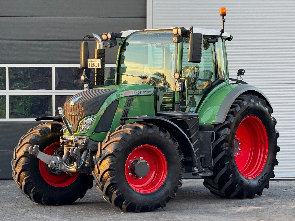 Fendt 720 Vario SCR Profi - جرار: صورة 1 Fendt 720 Vario SCR Profi - جرار: صورة 1