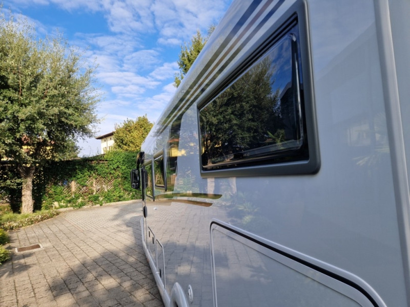 Carthago C1 Tourer Edition+ I 149 RB-LE - موتر هوم متكامل: صورة 4 Carthago C1 Tourer Edition+ I 149 RB-LE - موتر هوم متكامل: صورة 4