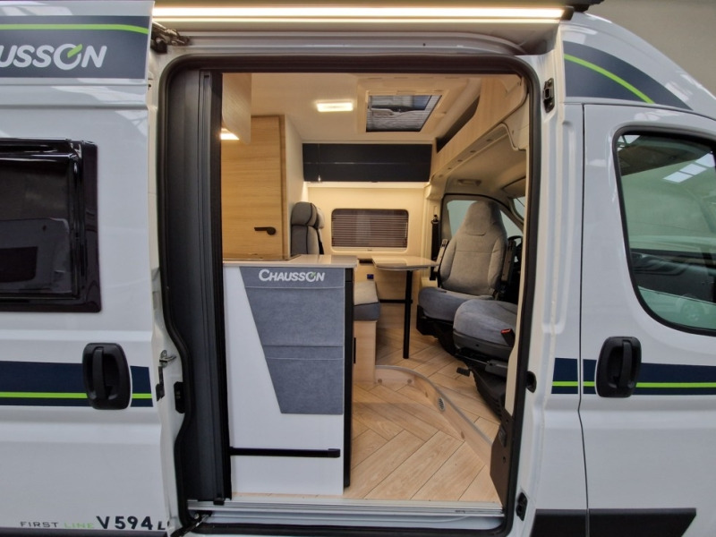 Chausson First Line V594L - كرفان فان: صورة 3 Chausson First Line V594L - كرفان فان: صورة 3