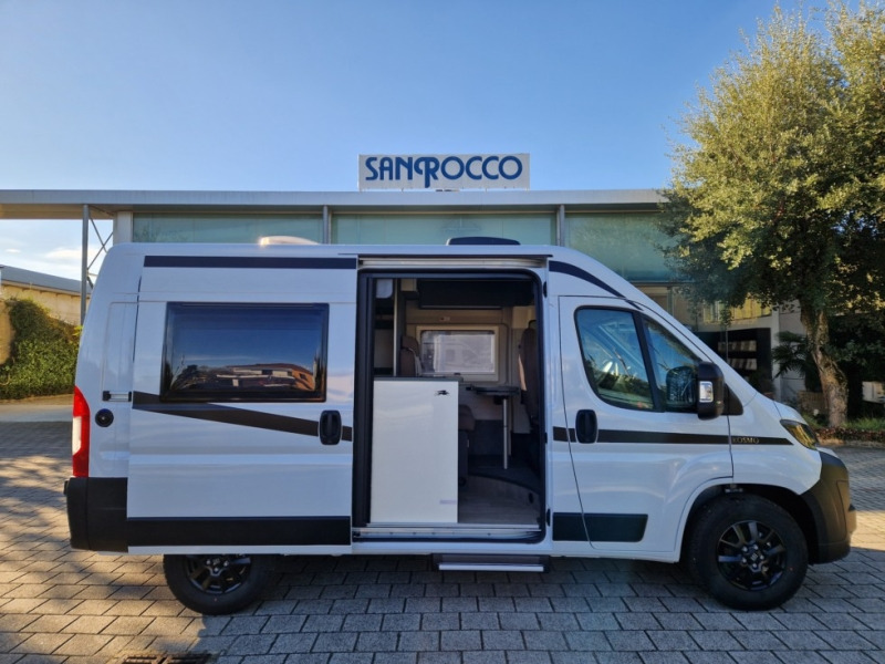 Laika Kosmo 50 Camper Van - كرفان فان: صورة 3 Laika Kosmo 50 Camper Van - كرفان فان: صورة 3