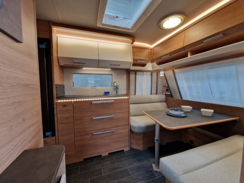 Tabbert Da Vinci 495 HE 2,3 - كرفان سحب: صورة 4 Tabbert Da Vinci 495 HE 2,3 - كرفان سحب: صورة 4