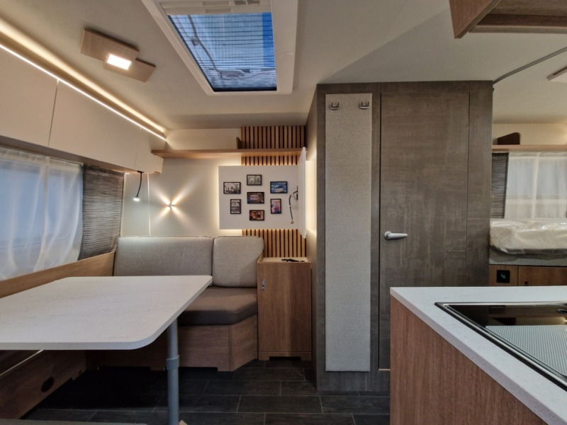 Tabbert Senara 460 E 2,3 - كرفان سحب: صورة 4 Tabbert Senara 460 E 2,3 - كرفان سحب: صورة 4