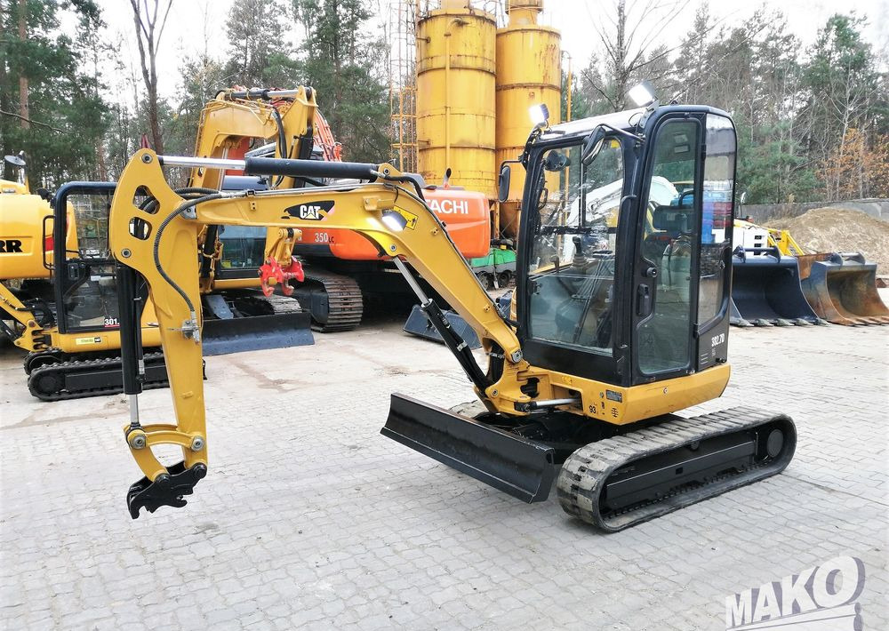 Caterpillar 302.7 D CR - حفار زاحف: صورة 1 Caterpillar 302.7 D CR - حفار زاحف: صورة 1