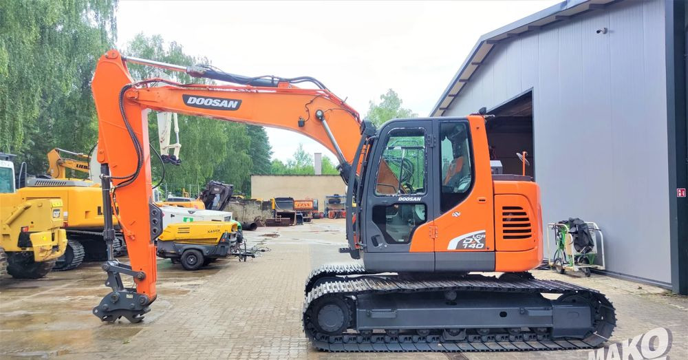 Doosan DX140LCR-5 - حفار زاحف: صورة 1 Doosan DX140LCR-5 - حفار زاحف: صورة 1