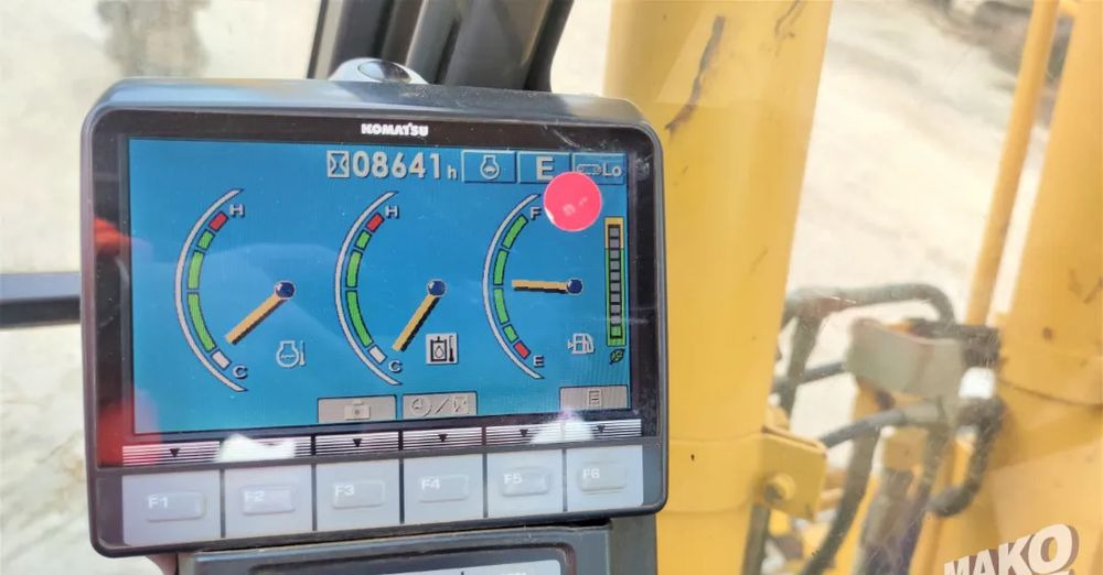 حفار زاحف Komatsu PC138 US-8: صورة 13 حفار زاحف Komatsu PC138 US-8: صورة 13