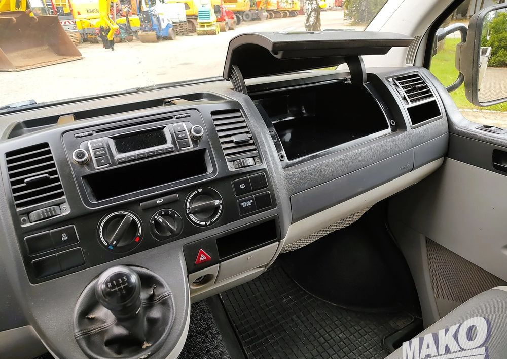 شاحنات مسطحة Volkswagen Transporter T5: صورة 15