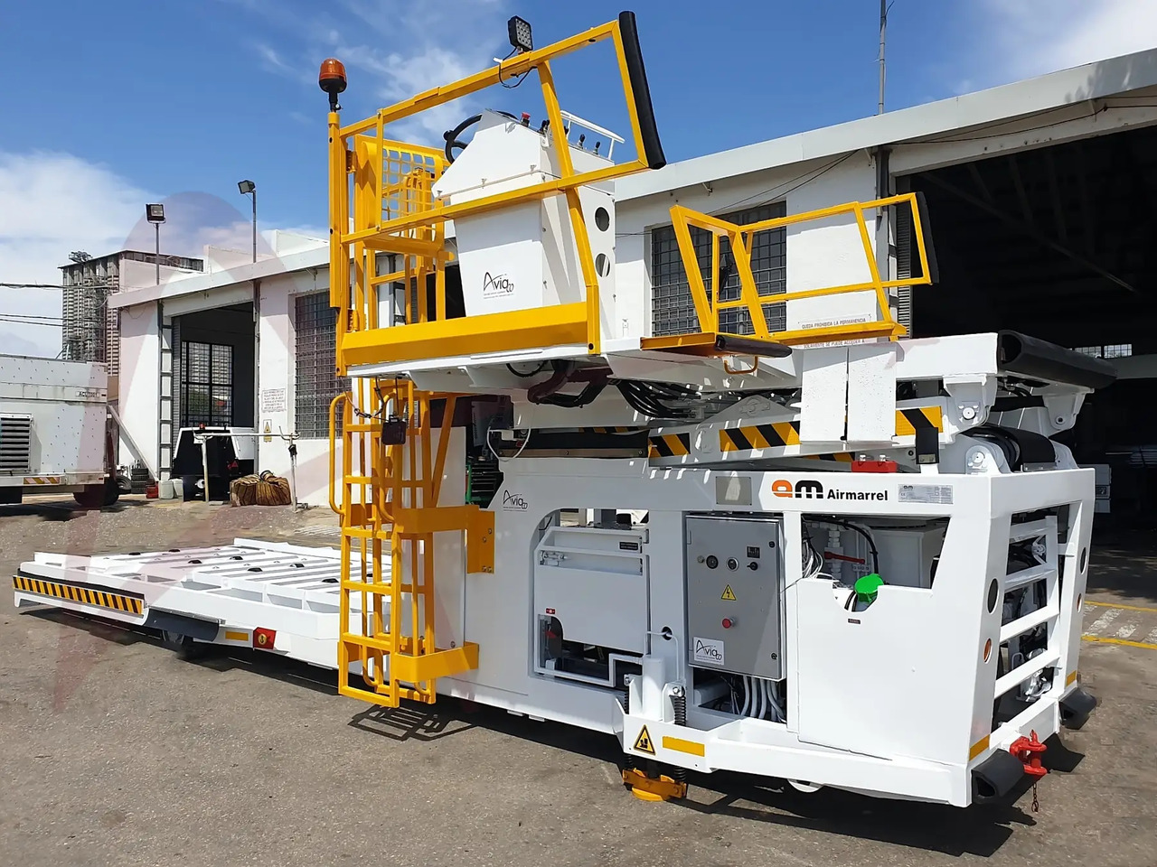 AIR MARREL LAM3500 - محملات الحاويات والمنصات النقالة: صورة 1 AIR MARREL LAM3500 - محملات الحاويات والمنصات النقالة: صورة 1