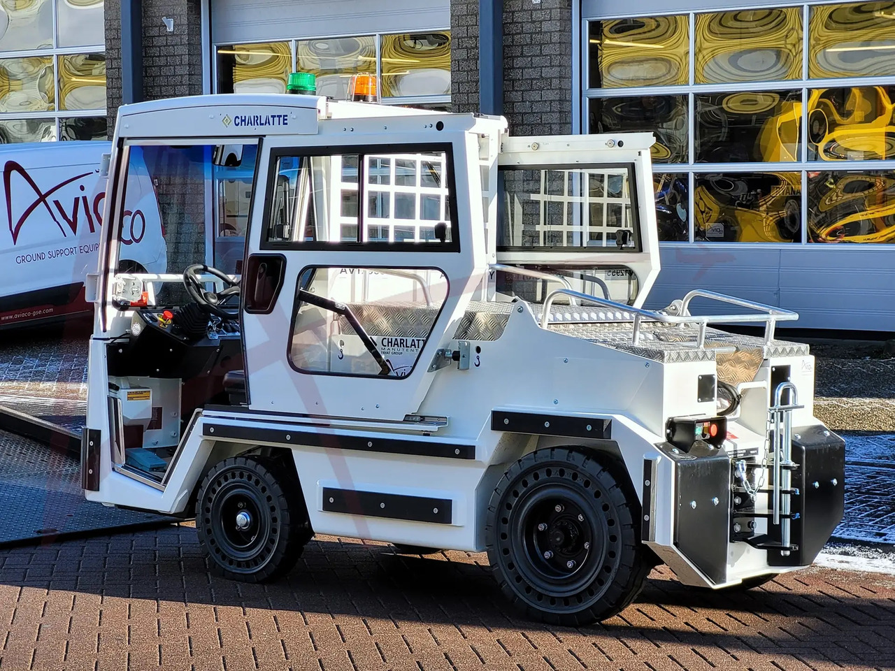 CHARLATTE T135 EVO - جرارات الأمتعة: صورة 3 CHARLATTE T135 EVO - جرارات الأمتعة: صورة 3
