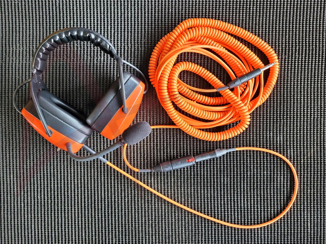 IPF HZ 3000 - أدوات ومعدات: صورة 1 IPF HZ 3000 - أدوات ومعدات: صورة 1