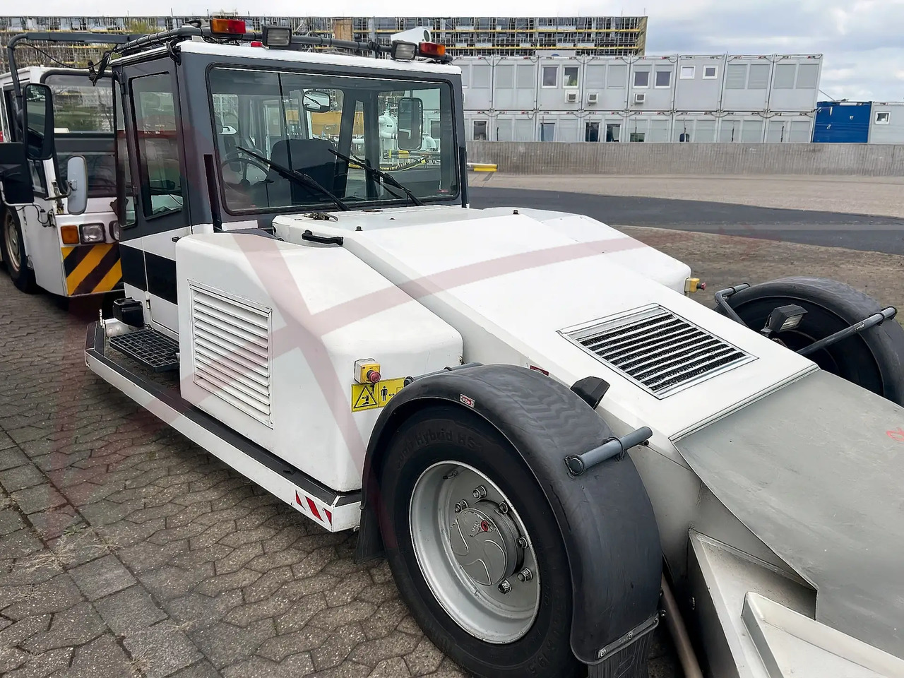 KALMAR MOTOR AB TBL 50 - جرارات الطائرات: صورة 2 KALMAR MOTOR AB TBL 50 - جرارات الطائرات: صورة 2
