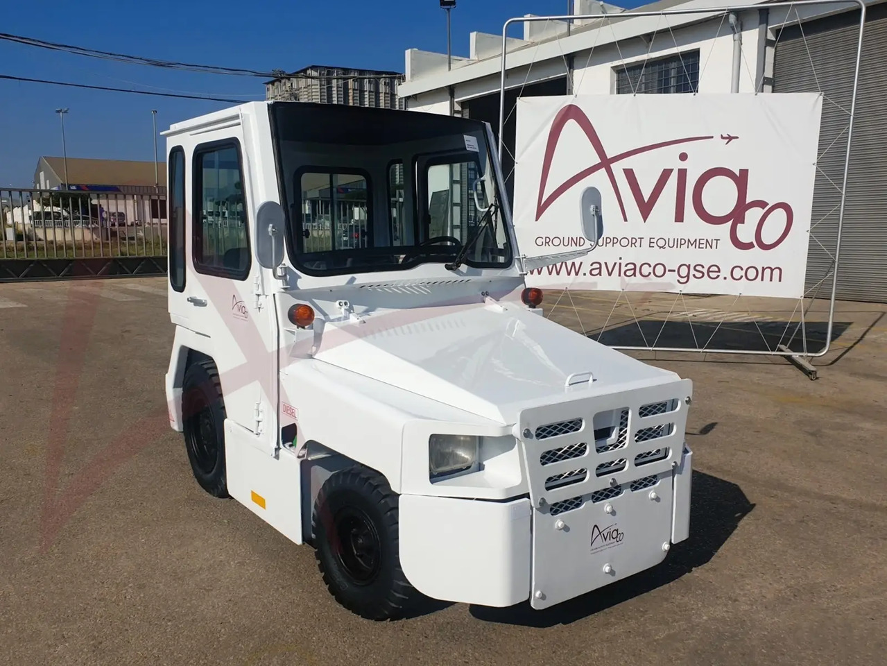 NISSAN FV02 - جرارات الأمتعة: صورة 4 NISSAN FV02 - جرارات الأمتعة: صورة 4