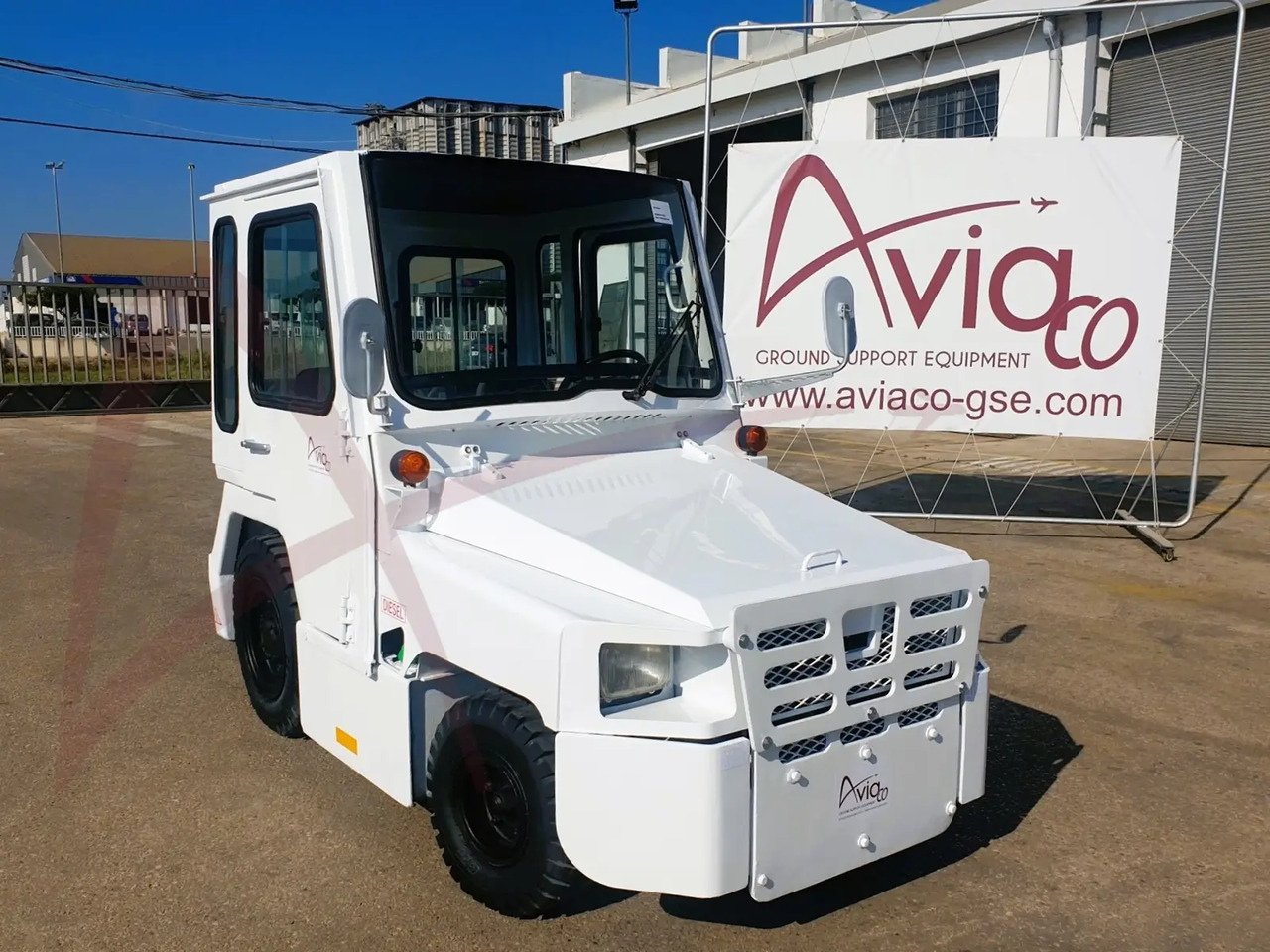 NISSAN FV02 - جرارات الأمتعة: صورة 1 NISSAN FV02 - جرارات الأمتعة: صورة 1