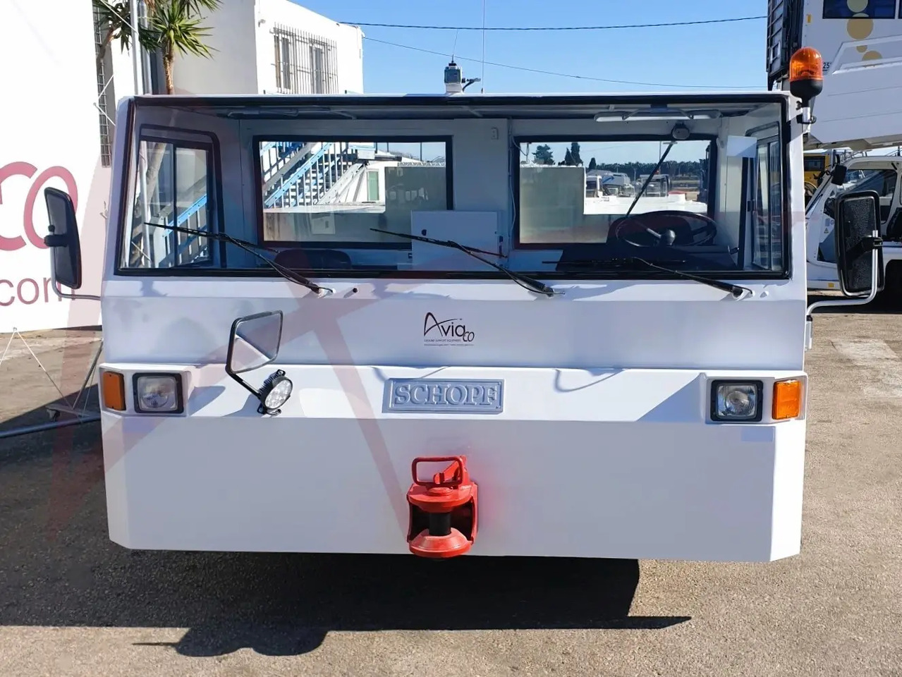 SCHOPF F180 - جرارات الطائرات: صورة 4 SCHOPF F180 - جرارات الطائرات: صورة 4