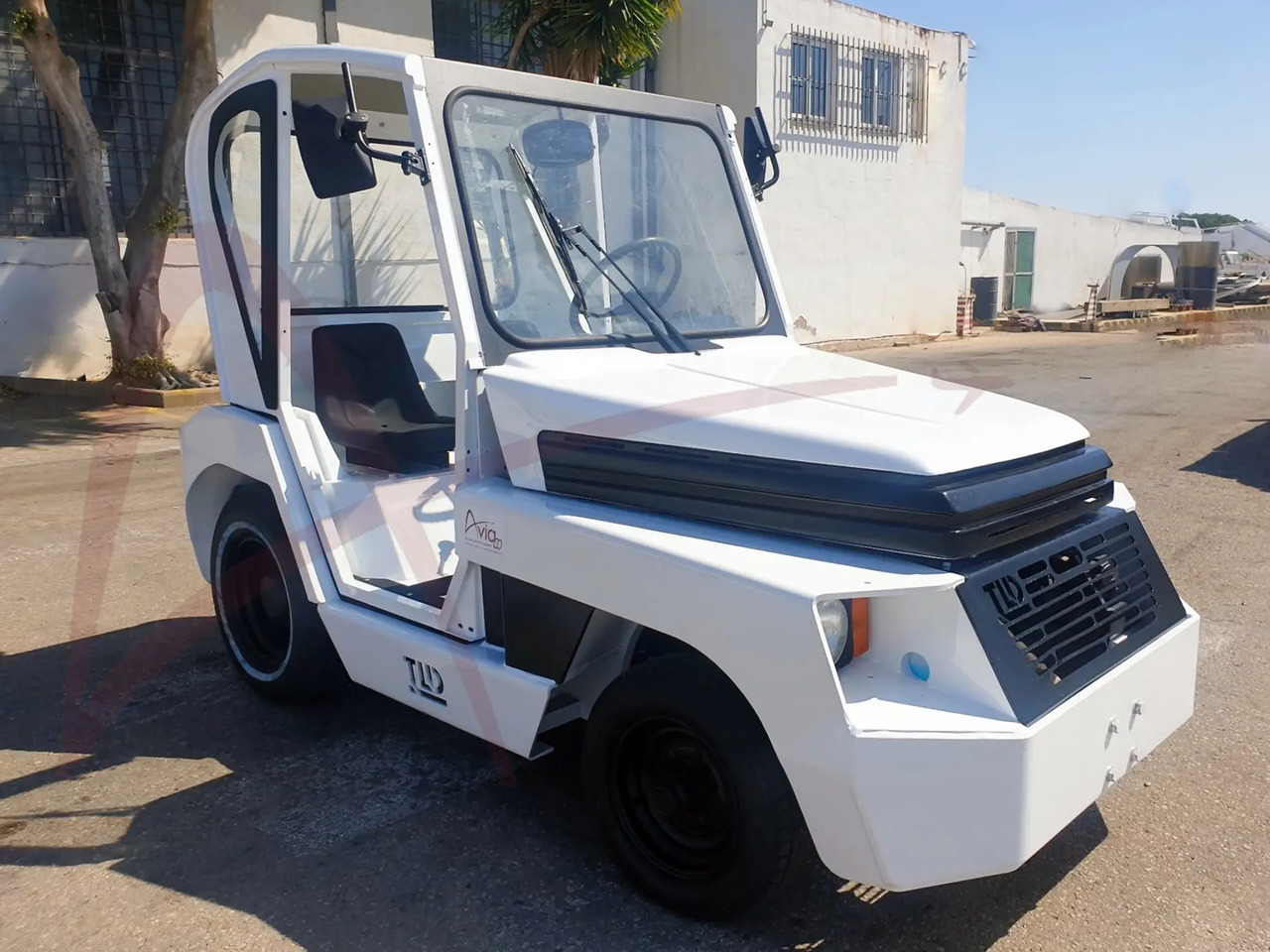 TLD TMX-20 - جرارات الأمتعة: صورة 2 TLD TMX-20 - جرارات الأمتعة: صورة 2