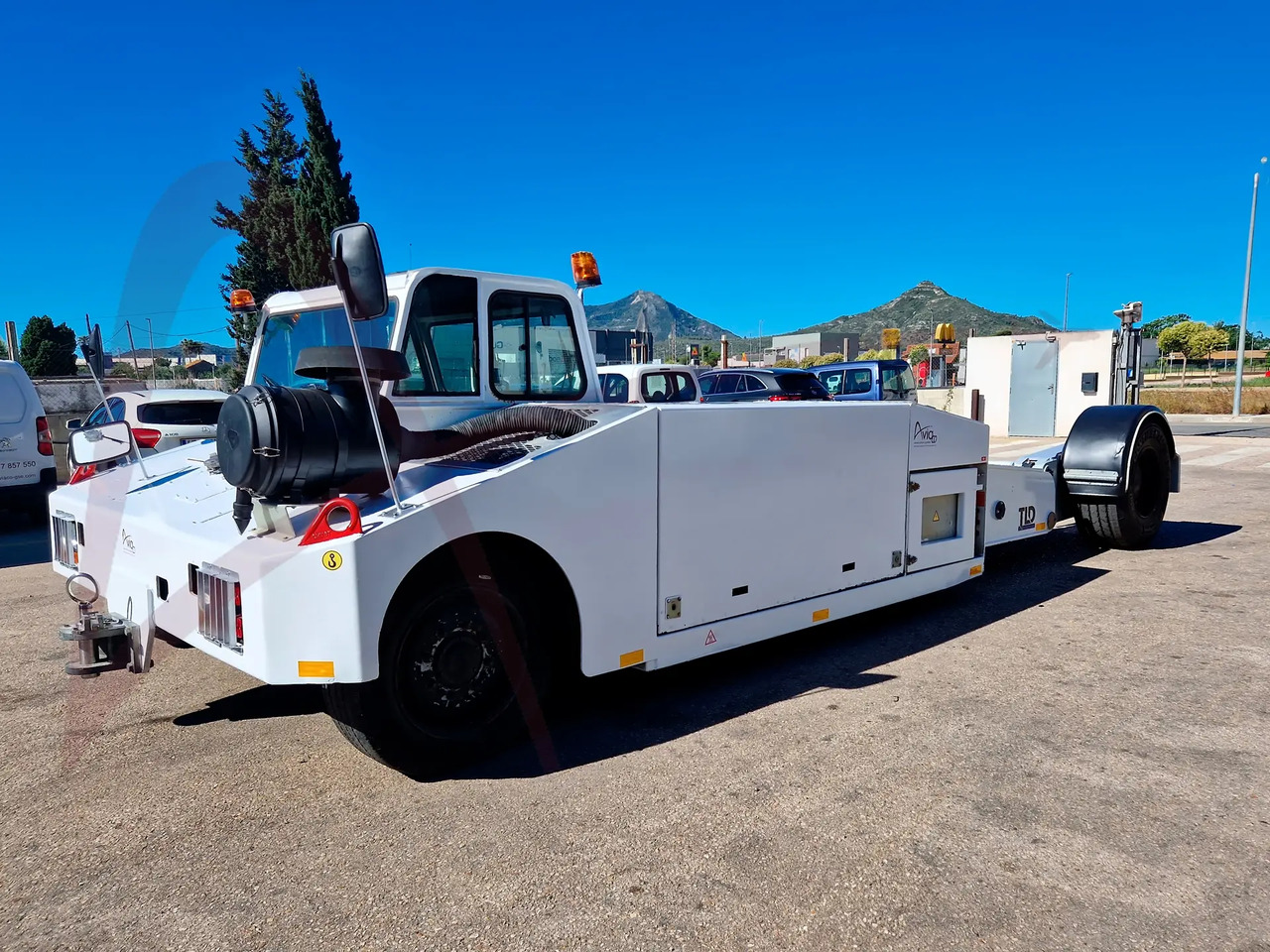 TLD TPX-200-S - جرارات الطائرات: صورة 2 TLD TPX-200-S - جرارات الطائرات: صورة 2
