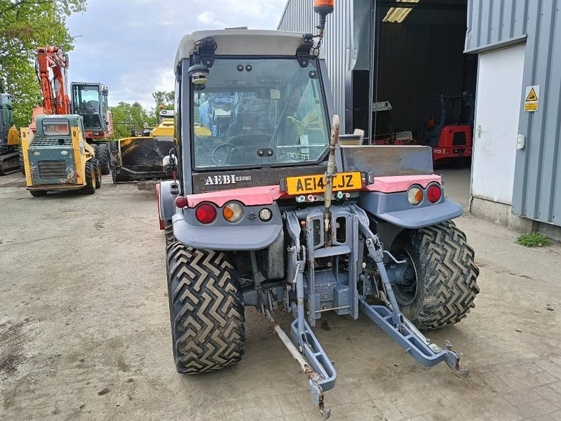 Aebi TT280 aebi tt280 terratrac maaier tractor mower - جرار: صورة 4 Aebi TT280 aebi tt280 terratrac maaier tractor mower - جرار: صورة 4