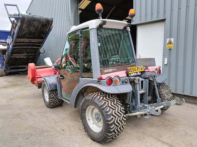 Aebi tt280 TT280 maaier mower airco werktuigdrager CE - مقطورة رزاعية: صورة 4 Aebi tt280 TT280 maaier mower airco werktuigdrager CE - مقطورة رزاعية: صورة 4