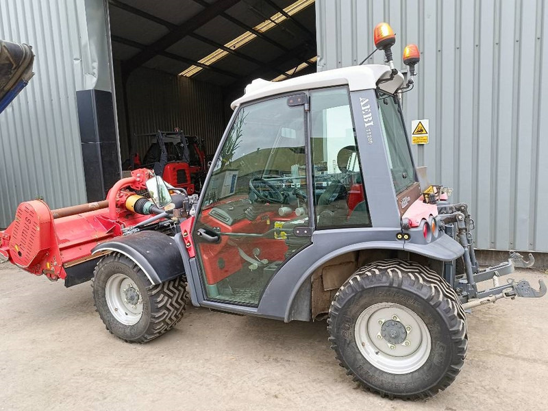 Aebi tt280 TT280 maaier mower airco werktuigdrager CE - مقطورة رزاعية: صورة 3 Aebi tt280 TT280 maaier mower airco werktuigdrager CE - مقطورة رزاعية: صورة 3