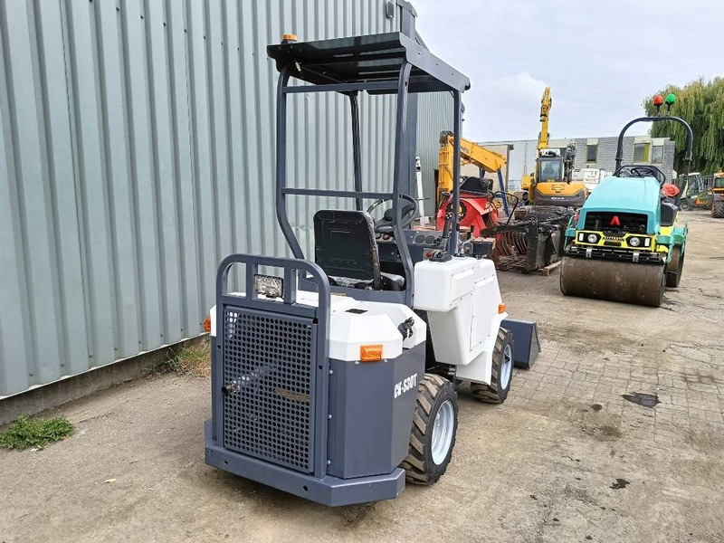 Captok CK - S30T  shovel loader minishovel wiellader - اللودر المجنزر صغير: صورة 5 Captok CK - S30T  shovel loader minishovel wiellader - اللودر المجنزر صغير: صورة 5