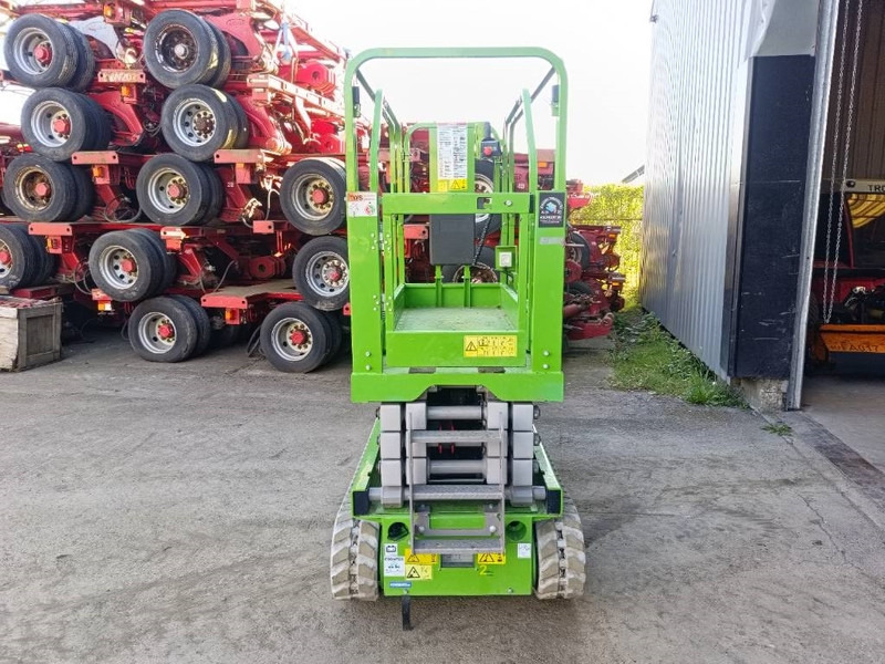 مرفاع مقصي Fronteq FS0610T rups tracked hoogwerker hi lift 8m CE 2022: صورة 6