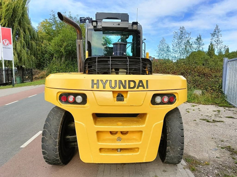 Hyundai 160 D-9 heftruck forklift stapler 16 ton CE - رافعة شوكية ديزل: صورة 3 Hyundai 160 D-9 heftruck forklift stapler 16 ton CE - رافعة شوكية ديزل: صورة 3
