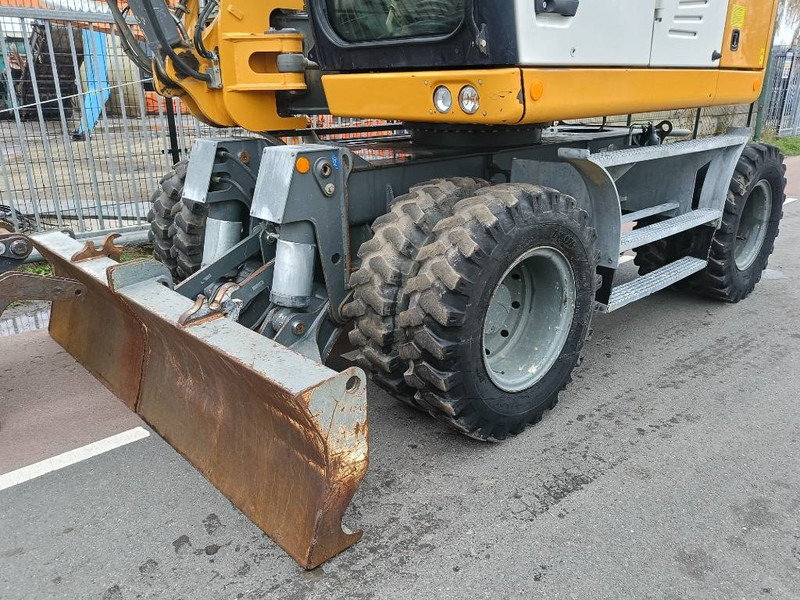 حفار ذو عجلات Liebherr A 910 Compact mobiele graafmachine excavator 12,5T: صورة 20