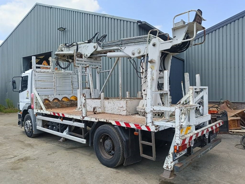 Mercedes-Benz atego risa camgrue 9501 drill boor airco incl rod - معدات حفر: صورة 4 Mercedes-Benz atego risa camgrue 9501 drill boor airco incl rod - معدات حفر: صورة 4