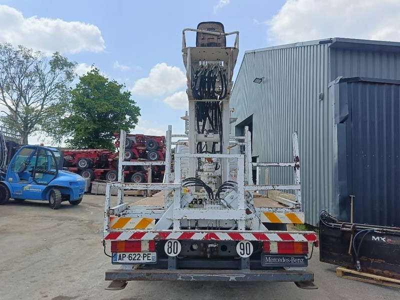 Mercedes-Benz atego risa camgrue 9501 drill boor airco incl rod - معدات حفر: صورة 5 Mercedes-Benz atego risa camgrue 9501 drill boor airco incl rod - معدات حفر: صورة 5