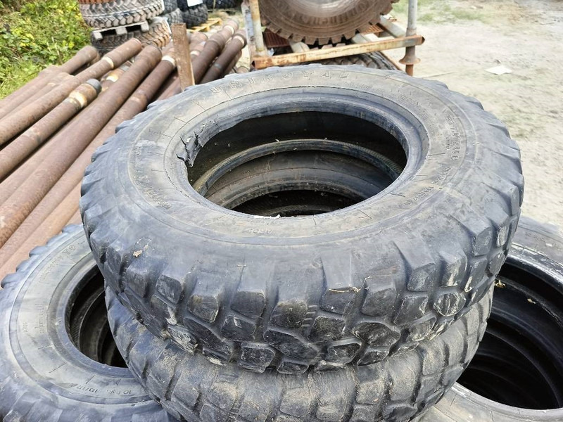 Michelin 6,50 R16 C 7,00R16 C 22/100R16 255/100R16 banden l - الإطارات والجنوط - آلات الإنشاء: صورة 5 Michelin 6,50 R16 C 7,00R16 C 22/100R16 255/100R16 banden l - الإطارات والجنوط - آلات الإنشاء: صورة 5