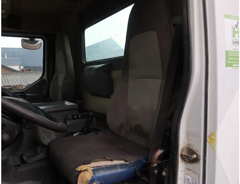 Renault Kerax 370 8X4/ MIXER/ BARYVAL 9 M3/ CRUISE CONTROL/ - شاحنة خلاطة خرسانة: صورة 5 Renault Kerax 370 8X4/ MIXER/ BARYVAL 9 M3/ CRUISE CONTROL/ - شاحنة خلاطة خرسانة: صورة 5