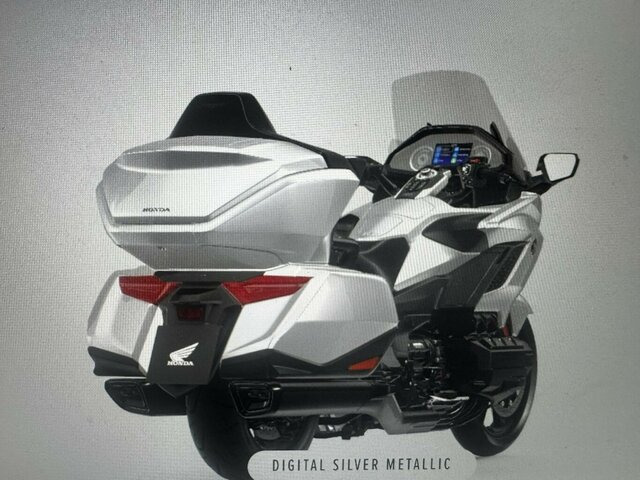 HONDA Goldwing GL 1800 DCT Tour 50th Anniversary... - دراجة نارية: صورة 3 HONDA Goldwing GL 1800 DCT Tour 50th Anniversary... - دراجة نارية: صورة 3