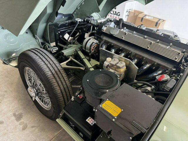 سيارة JAGUAR E-Type 4.2 Litre Series 1.5 FHC makellos!...: صورة 25