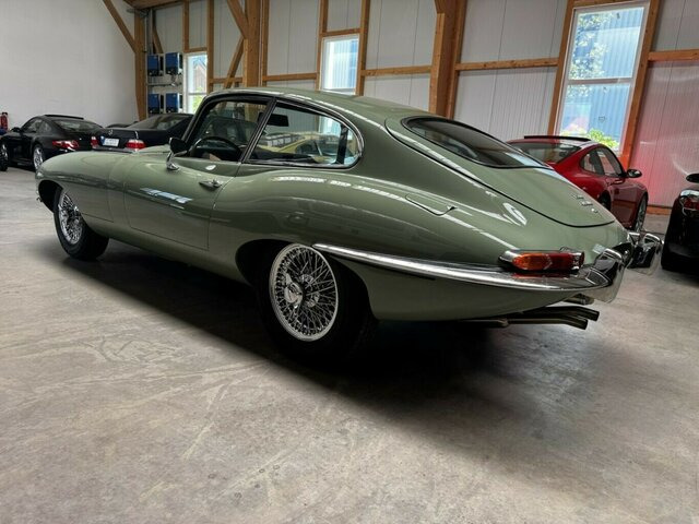 JAGUAR E-Type 4.2 Litre Series 1.5 FHC makellos... - سيارة: صورة 2 JAGUAR E-Type 4.2 Litre Series 1.5 FHC makellos... - سيارة: صورة 2