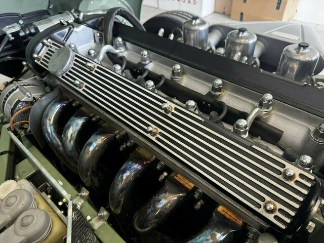 سيارة JAGUAR E-Type 4.2 Litre Series 1.5 FHC makellos!...: صورة 20