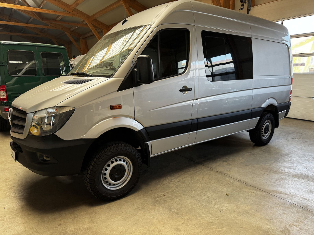 Mercedes-Benz Sprinter 316 CDI 4x4 ZG3 8-Sitzer wie neu! - فان, الشاحنات الصغيرة كابينة مزدوجة: صورة 2 Mercedes-Benz Sprinter 316 CDI 4x4 ZG3 8-Sitzer wie neu! - فان, الشاحنات الصغيرة كابينة مزدوجة: صورة 2