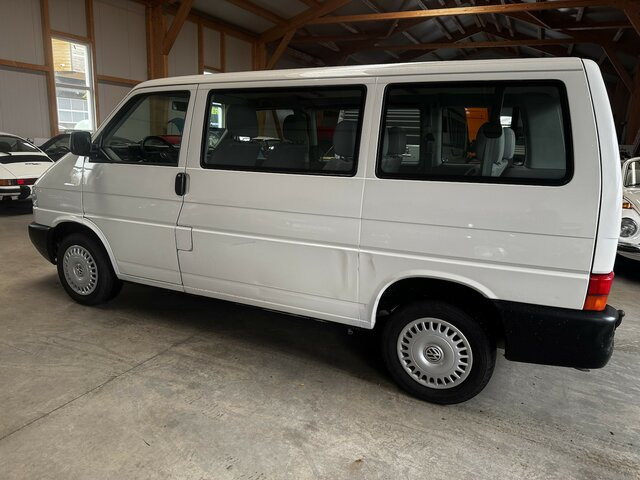 VW T4 Caravelle 2.5 TDI Syncro Sperre 1. Hand! - سيارة: صورة 2 VW T4 Caravelle 2.5 TDI Syncro Sperre 1. Hand! - سيارة: صورة 2